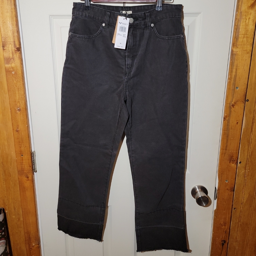 NWT $80 Women's Roxy Straight Raw Hem Jeans Black Sz 30